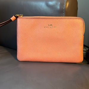 NWOT! Coach clutch